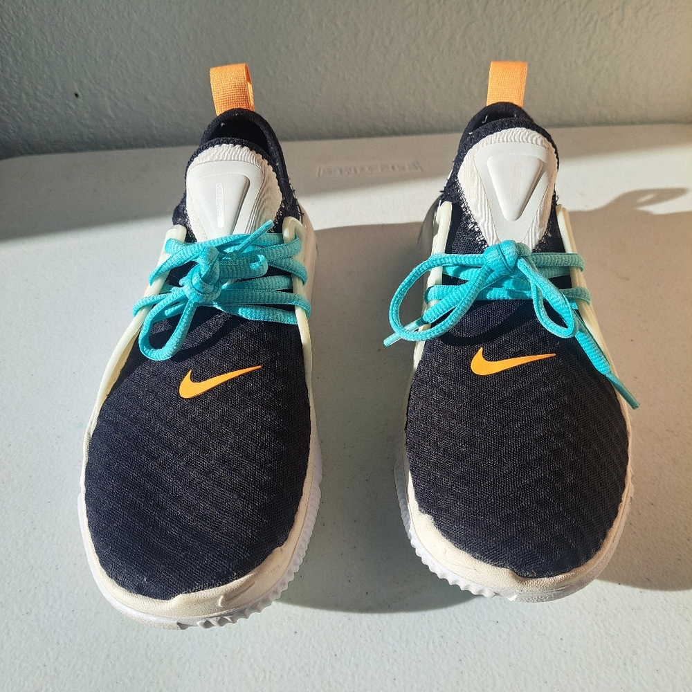 Nike Acalme White Amber Rise Athletic Shoes - Picture 2 of 6